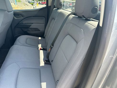 Certified 2022 Chevrolet Colorado W/T w/ WT Convenience Package AWD/4WD image 7