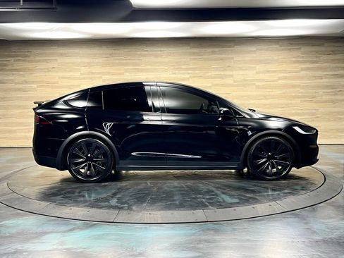 Used 2024 Tesla Model X AWD/4WD image 21