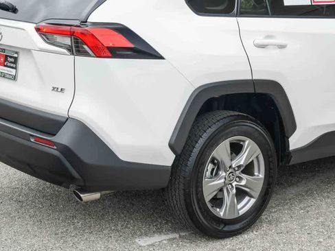 Certified 2025 Toyota RAV4 XLE FWD image 10