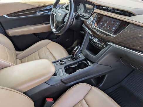 Certified 2024 Cadillac XT6 Sport w/ Platinum Package image 19