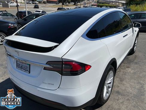 Used 2019 Tesla Model X AWD/4WD image 98
