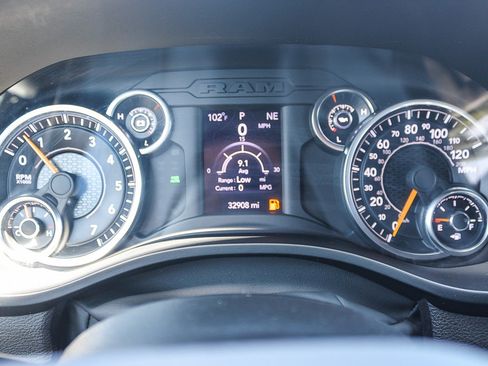 Used 2022 RAM 1500 Big Horn AWD/4WD image 24