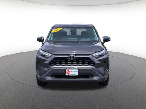Used 2023 Toyota RAV4 LE AWD/4WD image 8