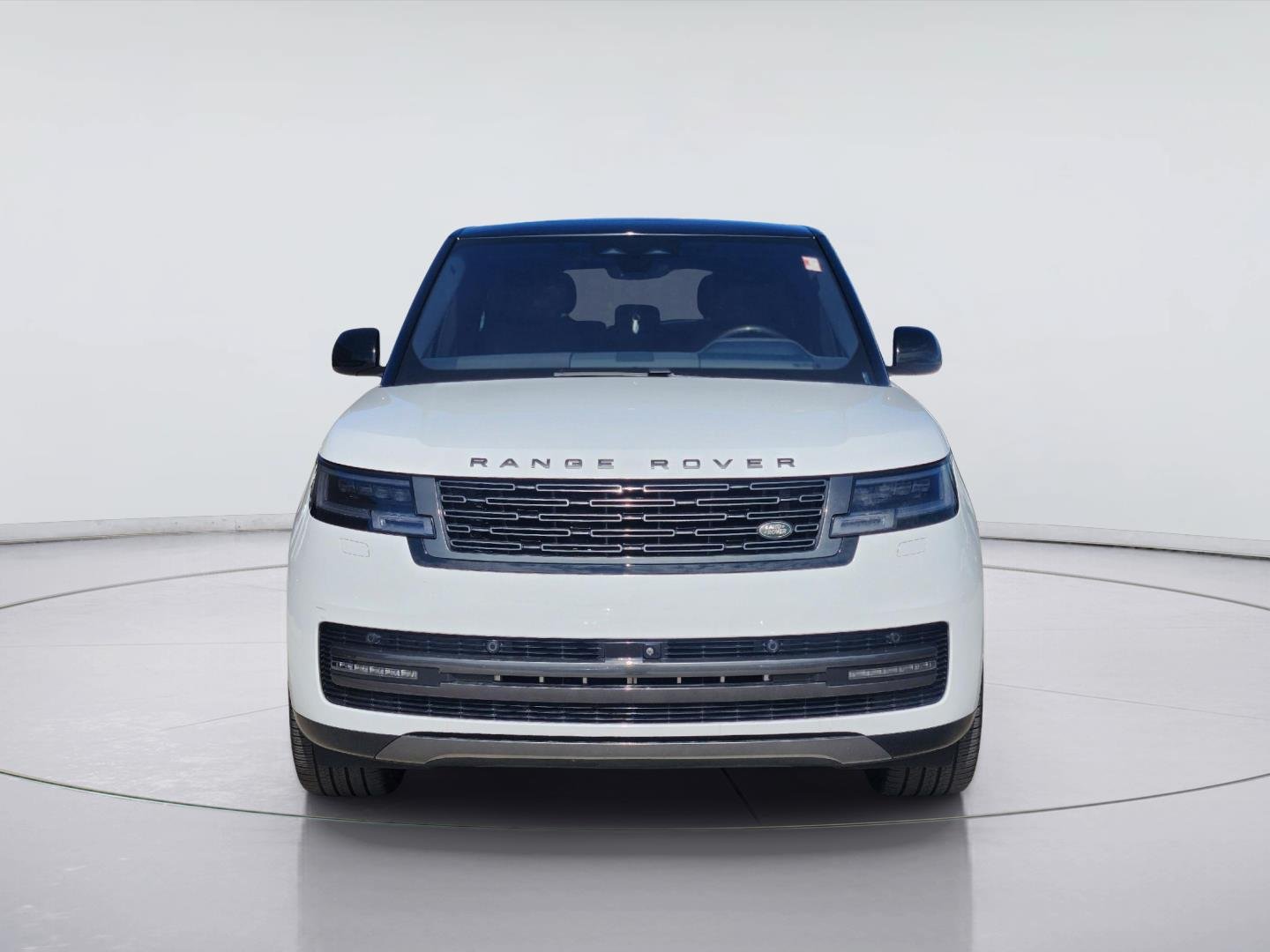 Used 2023 Land Rover Range Rover SE AWD/4WD image 2