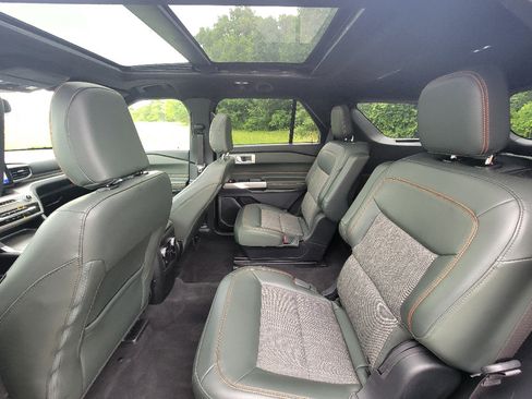 Used 2023 Ford Explorer Timberline w/ Timberline Technology Package AWD/4WD image 29