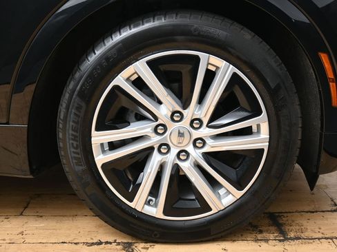 Used 2024 Cadillac Lyriq Tech image 13