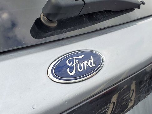 Used 2023 Ford Explorer ST-Line w/ Class IV Trailer Tow Package image 6