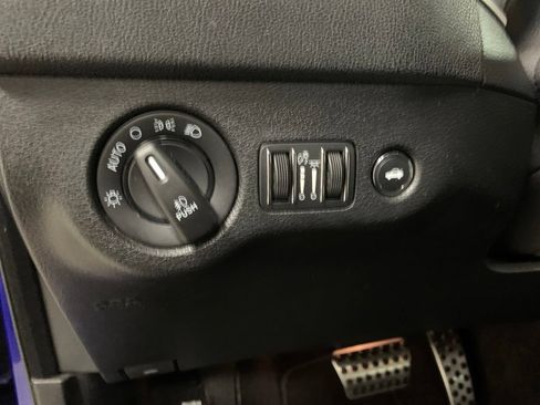 Used 2020 Dodge Charger GT RWD image 13