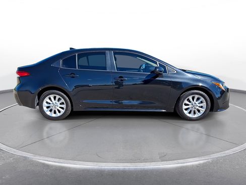 Used 2022 Toyota Corolla LE w/ LE Convenience Package FWD image 9