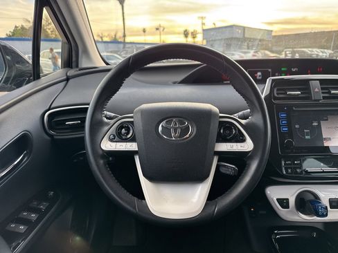 Used 2017 Toyota Prius Prime Plus image 9