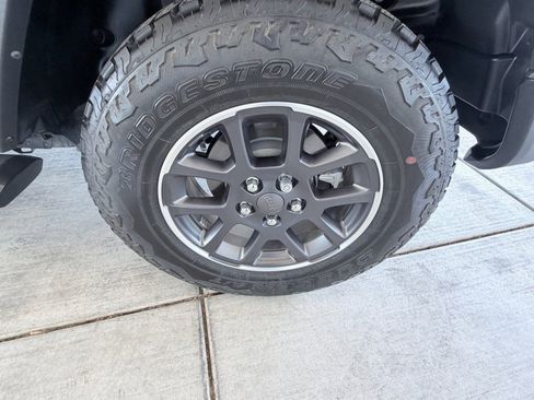 Used 2021 Jeep Wrangler Sport image 26