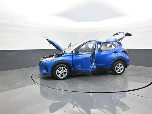 Used 2023 Nissan Kicks S FWD image 43