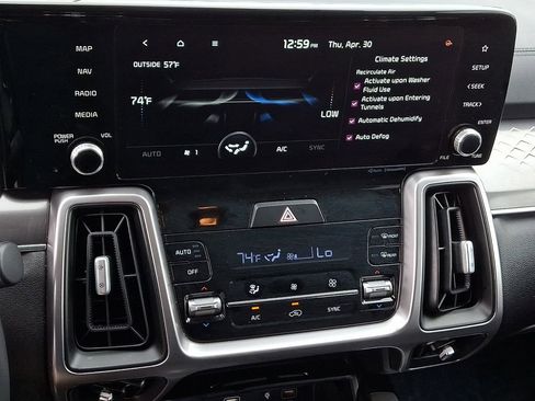 Certified 2023 Kia Sorento S FWD image 14