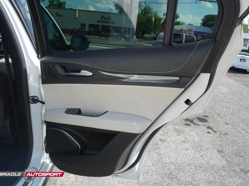 Used 2019 Alfa Romeo Stelvio Quadrifoglio w/ Driver Assist Dynamic Package AWD/4WD image 36