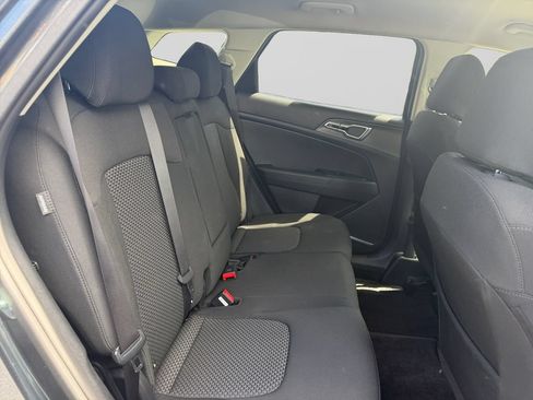 Certified 2024 Kia Sportage LX AWD/4WD image 18
