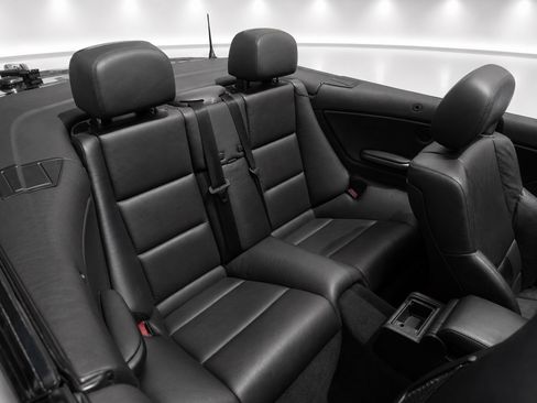 Used 2004 BMW M3 Convertible RWD image 7