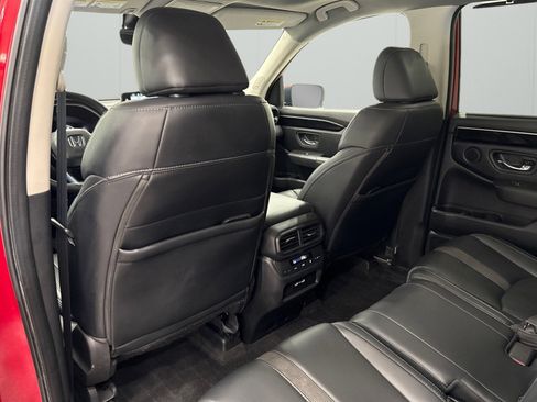 Used 2023 Honda Pilot Touring image 40