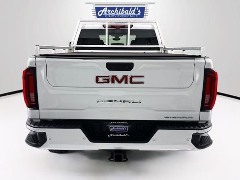 Used 2023 GMC Sierra 3500 Denali w/ Denali Ultimate Package image 5