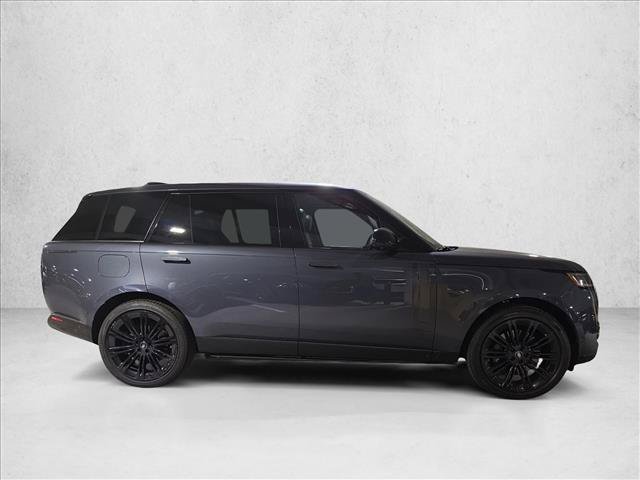 Used 2025 Land Rover Range Rover Long Wheelbase SE AWD/4WD image 4