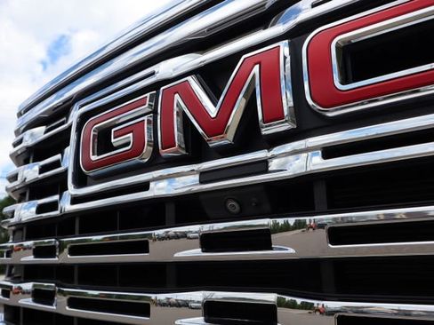 Used 2023 GMC Sierra 1500 Denali w/ Denali Reserve Package AWD/4WD image 7