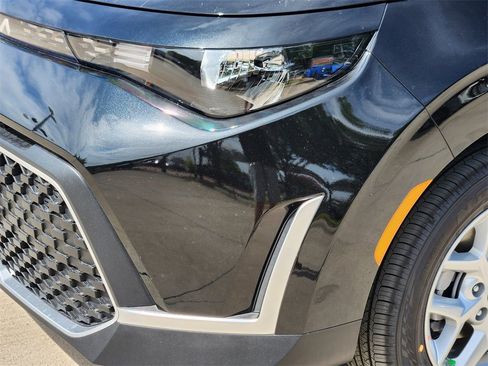 New 2025 Kia Soul S image 6