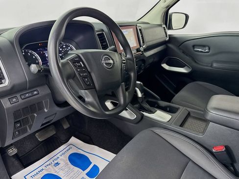 Used 2022 Nissan Frontier SV RWD image 10