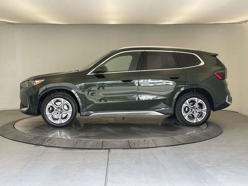 Used 2025 BMW X1 xDrive28i w/ Technology Package image 2