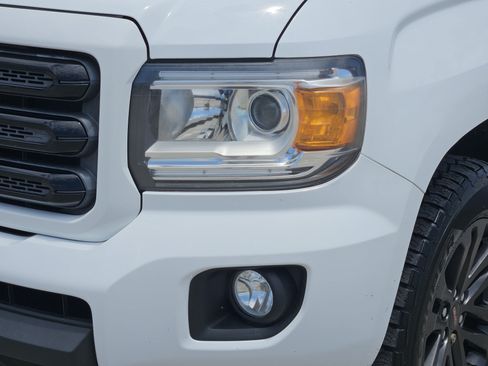 Used 2020 GMC Canyon SLE w/ Elevation Edition RWD image 8
