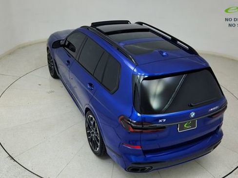 Used 2025 BMW X7 M60i image 89