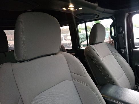 Certified 2021 Jeep Wrangler Unlimited Sport image 13