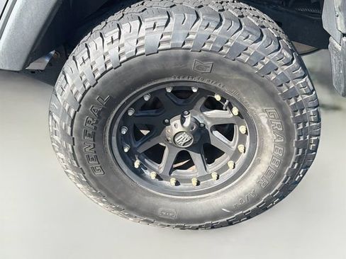Used 2017 Jeep Wrangler Unlimited Sport w/ Quick Order Package 24S AWD/4WD image 22