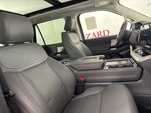 New 2025 Ford Expedition Max Active image 19