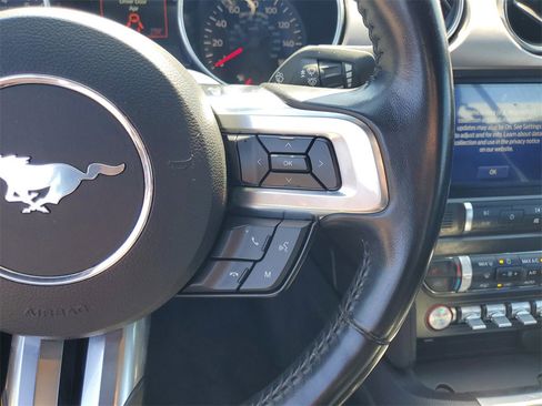 Used 2022 Ford Mustang Premium image 17
