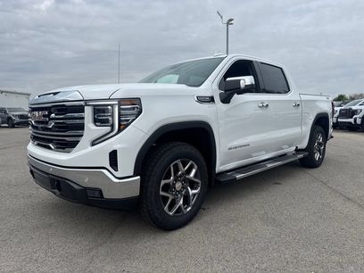 New 2026 GMC Sierra 1500 SLT w/ SLT Premium Plus Package
