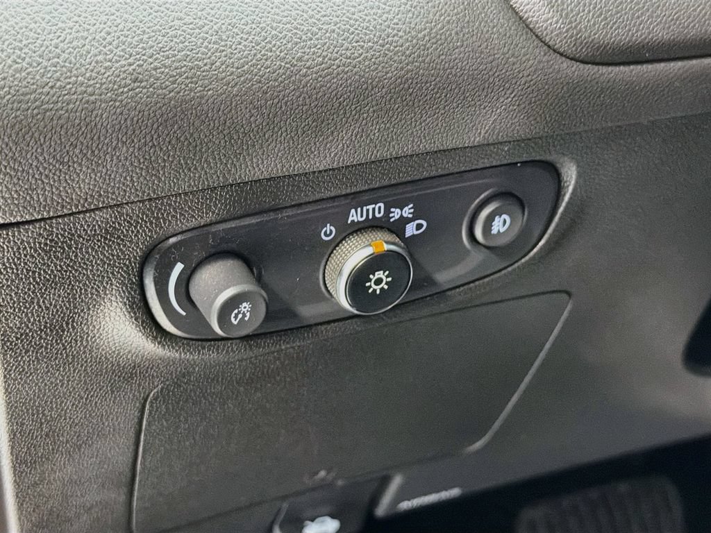 Used 2022 Buick Encore GX Preferred FWD image 12