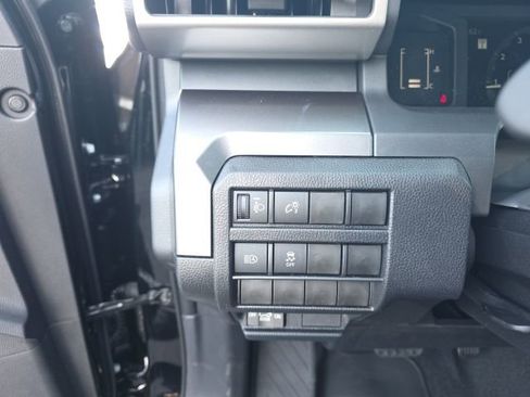 New 2026 Toyota Tacoma SR5 image 15