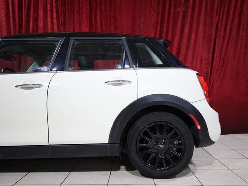 Used 2018 MINI Cooper S FWD image 6