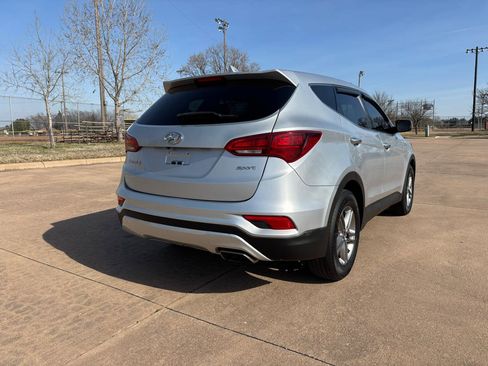Used 2017 Hyundai Santa Fe Sport image 25