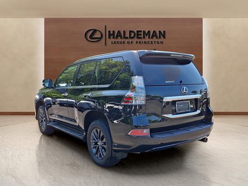 Used 2023 Lexus GX 460 Premium w/ Premium Plus Package AWD/4WD image 4