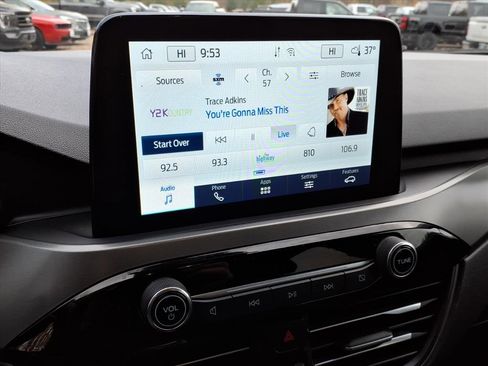 Used 2025 Ford Escape Active w/ Cold Weather Package image 17