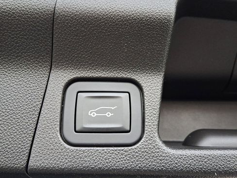 Used 2019 GMC Acadia SLT w/ LPO, Cargo Package image 34