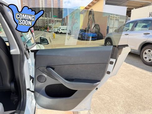 Used 2023 Tesla Model Y Long Range AWD/4WD image 19