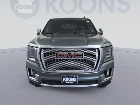 Used 2024 GMC Yukon Denali w/ Denali Reserve Package image 11