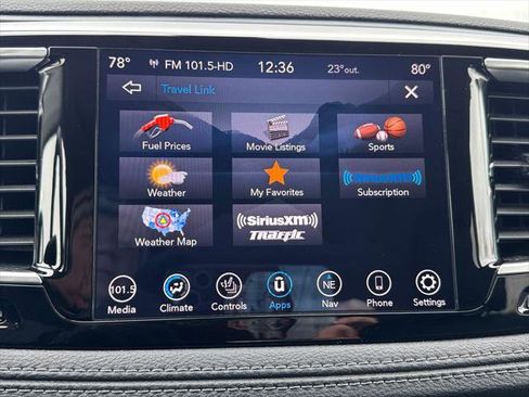 Certified 2020 Chrysler Pacifica Limited image 27