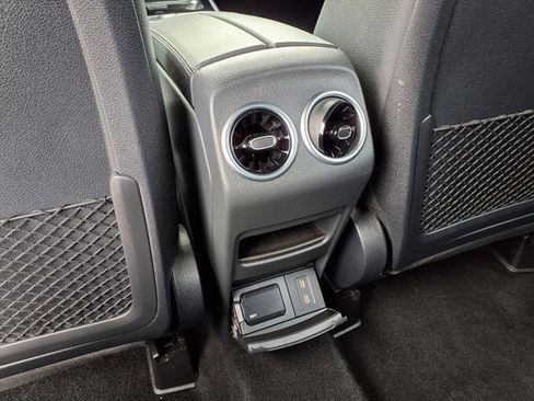 Certified 2024 Mercedes-Benz GLB 250 image 18