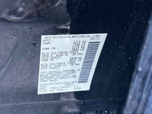 Used 2021 Nissan Titan SV w/ SV Convenience Package image 29