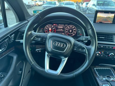 Used 2018 Audi Q7 3.0T Premium Plus w/ Premium Plus Package image 19