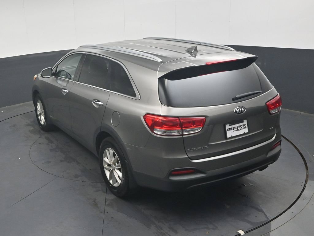 Used 2018 Kia Sorento AWD image 26
