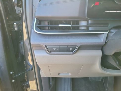New 2026 Kia Carnival EX FWD image 10