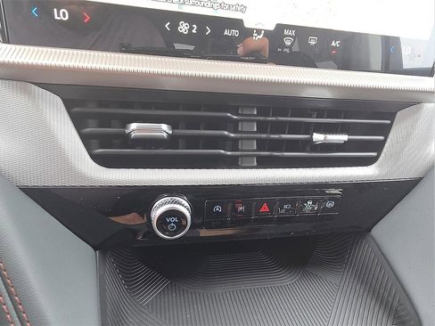 New 2026 Ford Explorer Active image 15